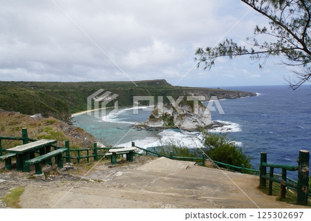 Bird Island Observatory, Saipan 125302697