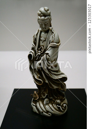 7824 Maria Kannon Statue 7824 Maria Kannon Statue 125303017