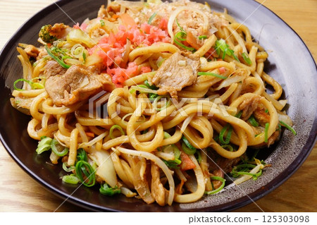 Yaki udon Yaki udon 125303098