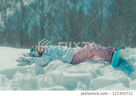 snowboard, snowboarding, snowboarder 125303712