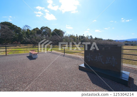 Huge earthworks remain at the Mizuki ruins, a special national historic site 125304214