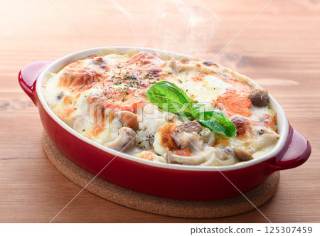 雞肉菇雞肉多利亞 125307459