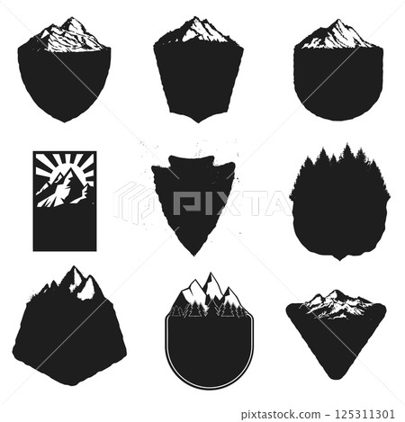 Blank badges templates with mountains and trees isolated on white background. Design elements for logo, label, badge, sign, emblem. Design element in vector. 125311301