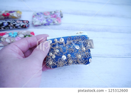 印度刺繡 125312600