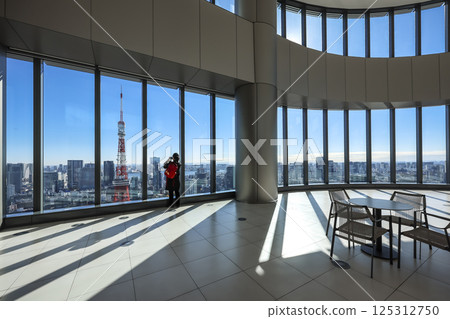 Modern Glass Observation Deck Overlooking City, Azabudai Hills Dec 9 2024 Modern Glass Observation Deck Overlooking City, Azabudai Hills Dec 9 2024 125312750