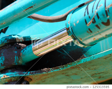 液壓挖土機油缸 125313595