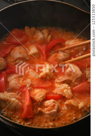 Chicken Tomato Chicken Tomato 125313650