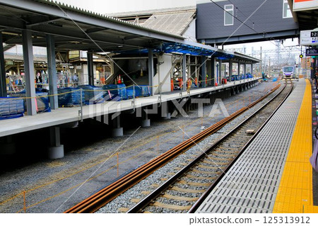 舊1號月台將改建為高架軌道…臨時下行月台「春日部站」新建3號、4號月台 舊1號月台將改建為高架軌道…臨時下行月台「春日部站」新建3號、4號月台 125313912