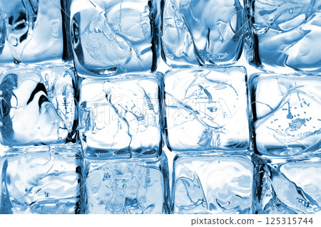ice cube background 125315744