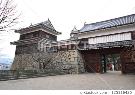 冬季的上田城 125316420