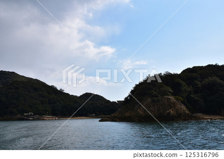 Spring scenery of Sensuijima, Hiroshima 125316796