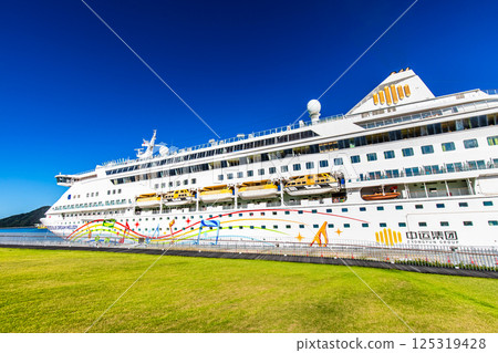 Nagasaki Port Cruise Ship Arrival (Blue Dream Melody) Matsugae Pier [Nagasaki City] 125319428