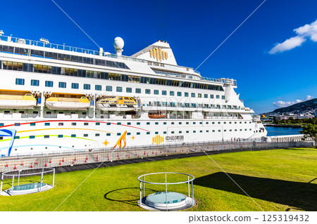 Nagasaki Port Cruise Ship Arrival (Blue Dream Melody) Matsugae Pier [Nagasaki City] 125319432
