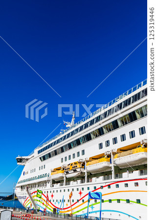Nagasaki Port Cruise Ship Arrival (Blue Dream Melody) Matsugae Pier [Nagasaki City] 125319446