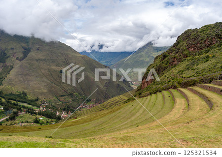 Ancient Inca terraces and ruins at Pisac in the Sacred Valley, Peru Ancient Inca terraces and ruins at Pisac in the Sacred Valley, Peru 125321534
