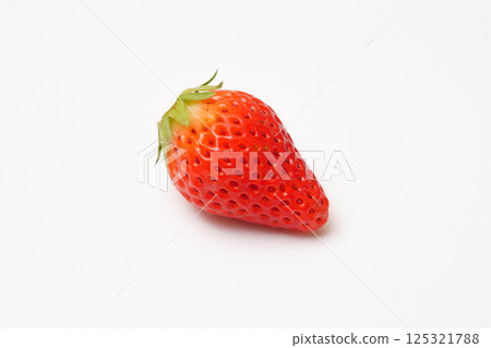 Crimson strawberries Crimson strawberries 125321788