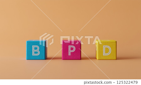 BPD 三色塊用於邊緣性人格障礙 |明亮的橙色背景 125322479