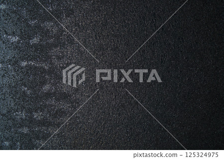 Black ceramic plate Black ceramic plate 125324975