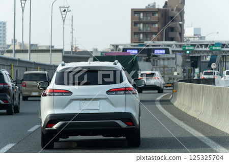 公路駕駛圖片 公路駕駛圖片 125325704