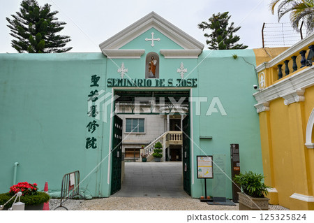 World Heritage Site: St. Joseph's Monastery / Macau World Heritage Site: St. Joseph's Monastery / Macau 125325824
