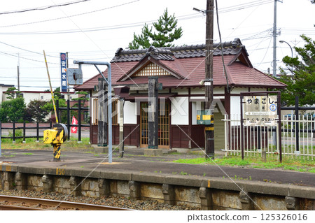 JR Hokkaido, Hakodate Main Line, local train window view from Mori Station to Yakumo Station (cloudy sky in summer 2023) JR Hokkaido, Hakodate Main Line, local train window view from Mori Station to Yakumo Station (cloudy sky in summer 2023) 125326016