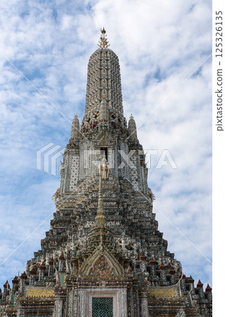 Pagoda in Wat Arun temple is temple landmark near Chao Phraya river at Bangkok Thailand Pagoda in Wat Arun temple is temple landmark near Chao Phraya river at Bangkok Thailand 125326135