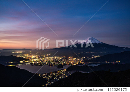 Mount Fuji and Lake Kawaguchi from Shindo Pass, Yamanashi Prefecture 125326175