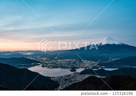 Mount Fuji and Lake Kawaguchi from Shindo Pass, Yamanashi Prefecture 125326198