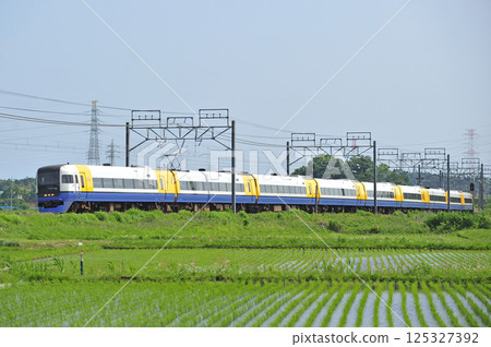 Sobu Line Monoi-Sakura JR East 255 series Be-04 formation (Makuhari) Wakashio Sazanami Sobu Line Monoi-Sakura JR East 255 series Be-04 formation (Makuhari) Wakashio Sazanami 125327392