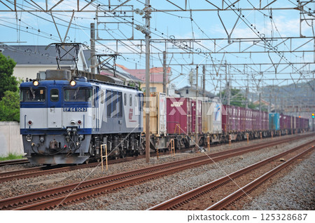 Tokaido Main Line, Oiso-Ninomiya, JR Freight, EF64-1043 (Aichi) 125328687
