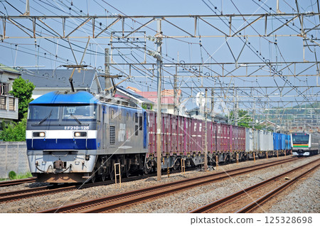 Tokaido Main Line, Oiso-Ninomiya, JR Freight, EF210-128 (Okayama) Tokaido Main Line, Oiso-Ninomiya, JR Freight, EF210-128 (Okayama) 125328698