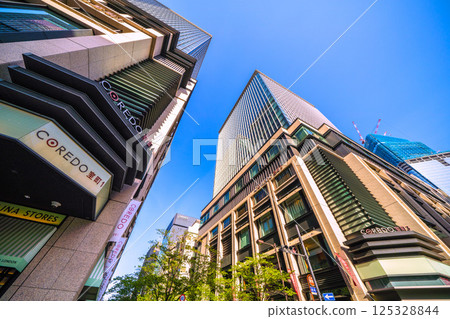 Tokyo cityscape in Japan, overlooking Nihonbashi Muromachi, CORED Muromachi 1, CORED Muromachi 3, and redeveloped buildings (far right), etc. Tokyo cityscape in Japan, overlooking Nihonbashi Muromachi, CORED Muromachi 1, CORED Muromachi 3, and redeveloped buildings (far right), etc. 125328844