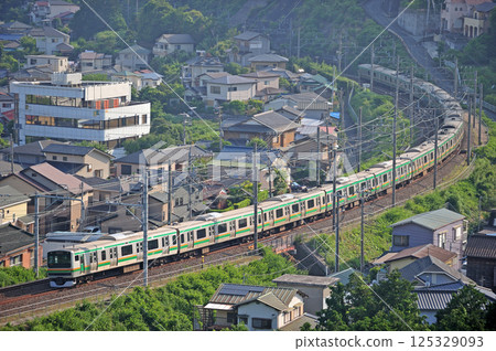 Tokaido Line Yugawara-Manazuru JR East E231 series 1000 series Tokaido Line Yugawara-Manazuru JR East E231 series 1000 series 125329093
