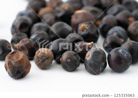 Juniper berries close-up Juniper berries close-up 125335063