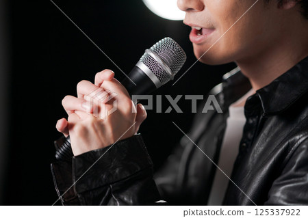 音樂家唱一首歌 音樂家唱一首歌 125337922