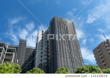 Apartment under construction 125338034