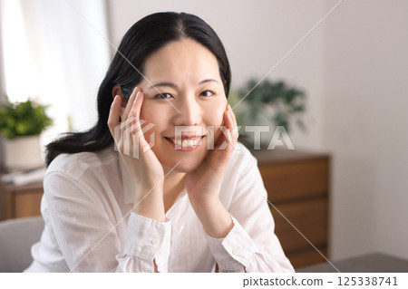 中年女性抗衰老 125338741