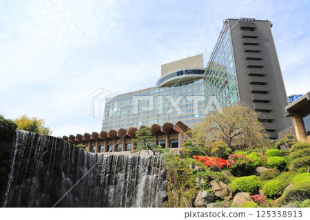 霍雷爾新大谷主樓（瀑布和花園） 125338913