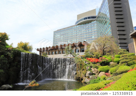 Horrell New Otani The Main (Waterfall and Gardens) 125338915