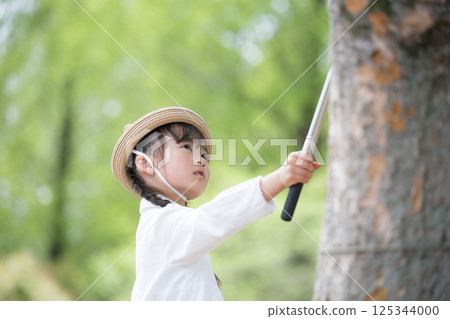 Bug Hunting! A girl's summer vacation using a net to catch bugs in the forest 125344000