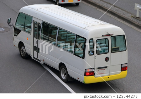 Microbus image Microbus image 125344273