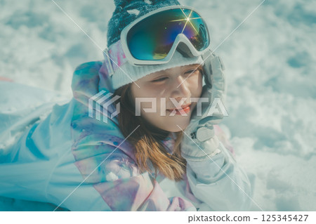 滑雪板 女生 女孩 125345427
