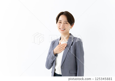 Business woman 125345881