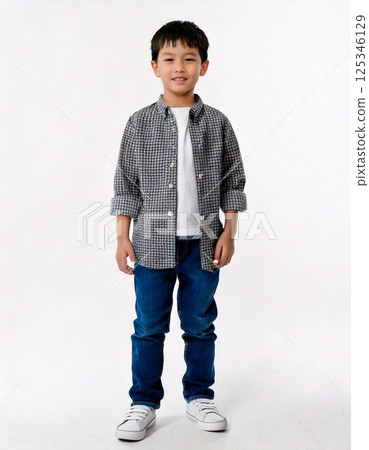 Image of an elementary school boy model posing (white background) 125346129