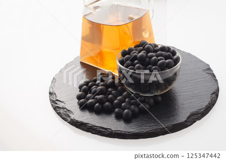 Black bean tea studio shot 125347442