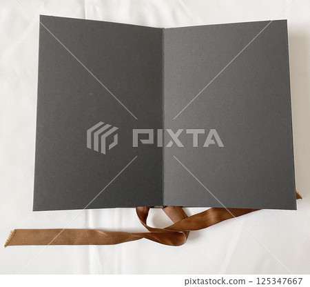 Photo album 125347667