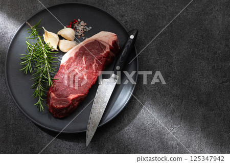 Raw beef Raw beef 125347942