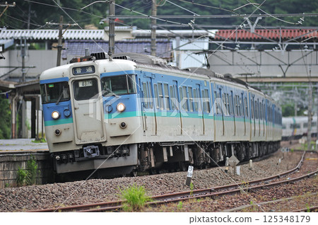 Chuo Main Line Uenohara JR East Series 115 C7 formation (Nagano) Chuo Main Line Uenohara JR East Series 115 C7 formation (Nagano) 125348179