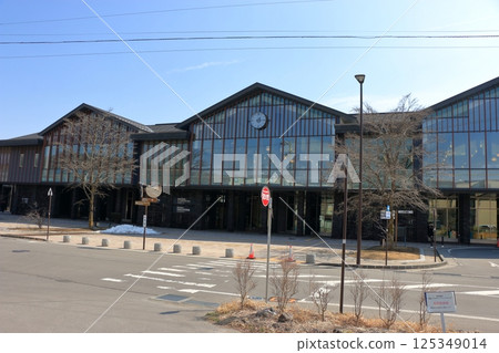 Naka Karuizawa train station in Karuizawa, Nagano prefecture in Japan Naka Karuizawa train station in Karuizawa, Nagano prefecture in Japan 125349014