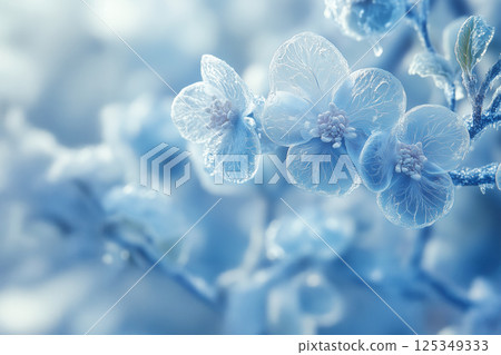 Frozen blue berries 125349333
